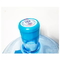 La cruche d'eau jetable de flaque de PE non couvre la couleur bleue épluchent outre du type pour la bouteille d'eau de 5 gallons